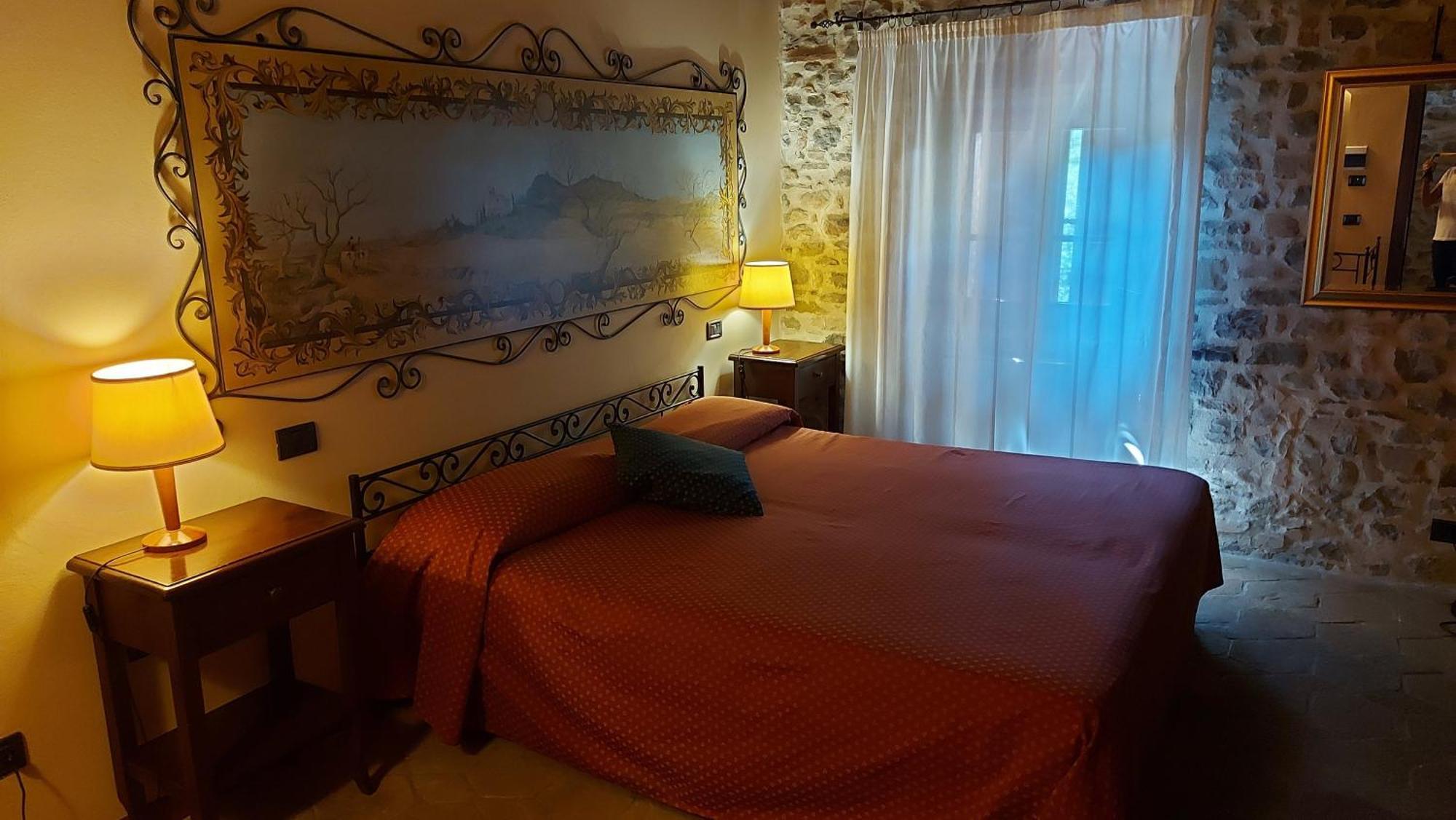 Country Hotel Poggiomanente Umbertide Værelse billede