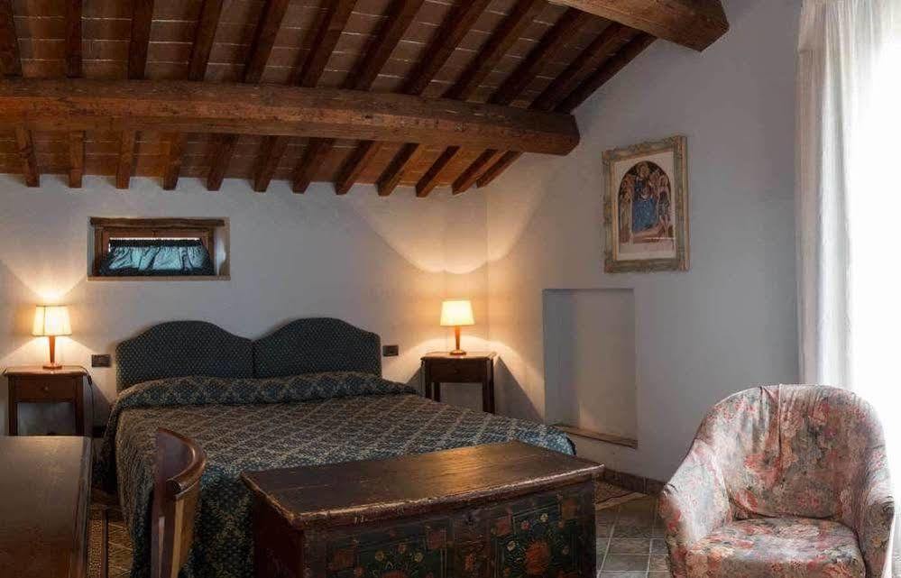 Country Hotel Poggiomanente Umbertide Eksteriør billede